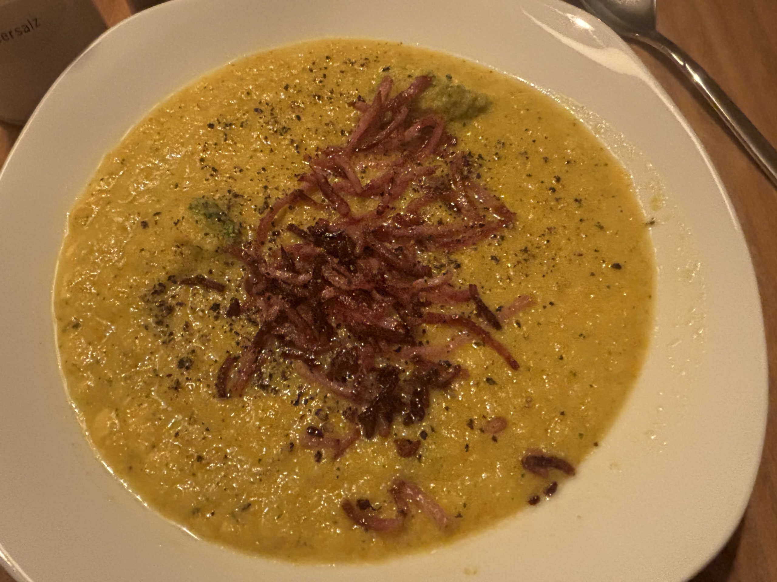 Brokkoli-Käse-Suppe