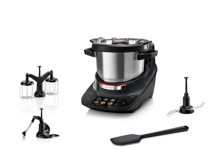 Bosch Cookit Basic in Schwarz mit Universalmesser, 3D‑Rührer, Zwillingsrührer und flexiblem Spatel – modernes Einsteigermodell für den täglichen Einsatz.