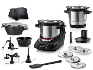 Bosch Cookit Deluxe Schwarz mit vollständigem Zubehörpaket inklusive XL‑Topf, Crush‑Messer, Pommes‑Scheibe, Feinreibe und SuperCut‑Scheibe.