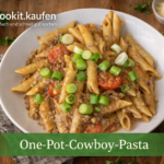 Cremige One‑Pot‑Cowboy‑Pasta mit Hackfleisch, Tomaten, Cheddar und Frühlingszwiebeln, zubereitet im Bosch Cookit